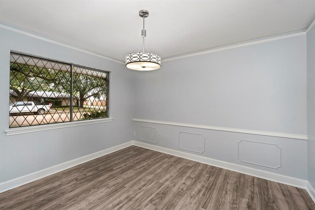 Building Photo - 5338 Rutherglenn Dr