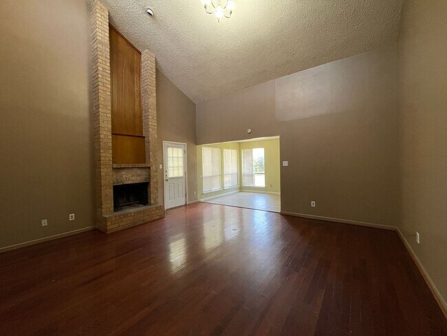 Building Photo - 4502 Whitmire Ln