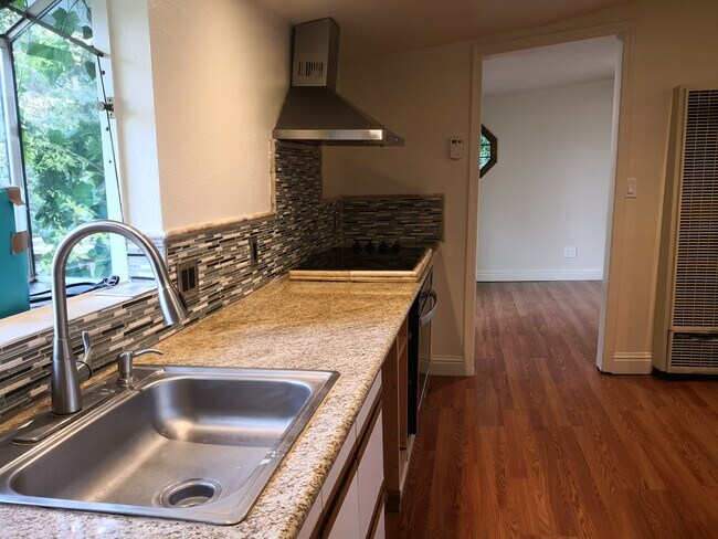 Building Photo - 21451 Lee Dr