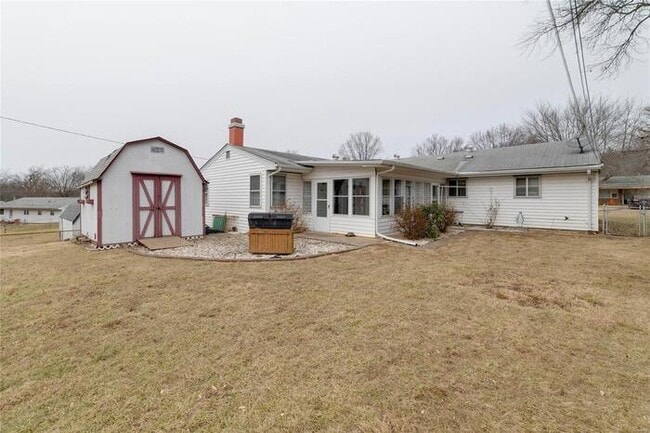 Building Photo - Fantastic 3bd/2ba home! Let yourself in!