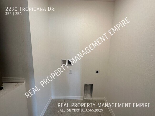 Building Photo - 2290 Tropicana Dr