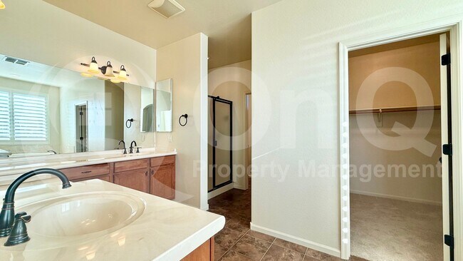 Building Photo - 7761 W Adam Ave