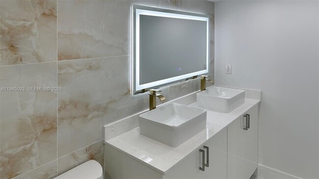 Building Photo - 2750 NE 183rd St