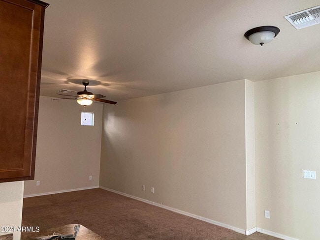 Building Photo - 957 S Wallrade Ln