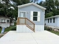 Building Photo - 38651 Tarr Dr