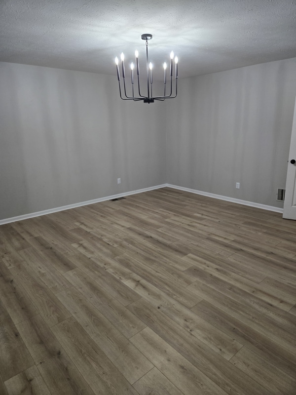 Building Photo - 3905 Carriage Hill Dr