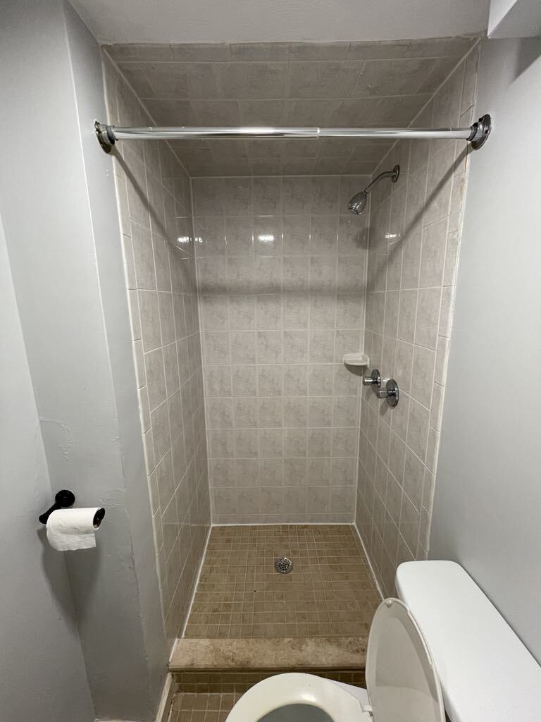 Building Photo - 94 5th St