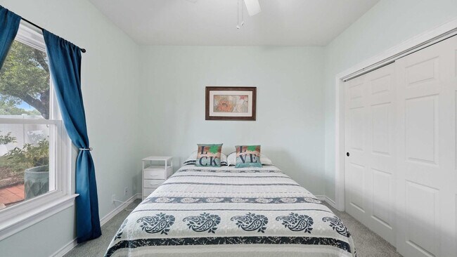 Building Photo - 1314 Stagecoach Dr
