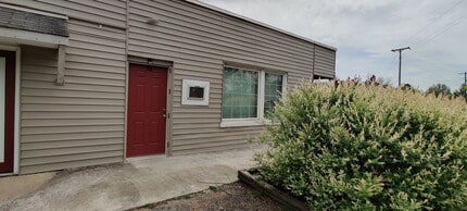 Building Photo - one bedroom apartment