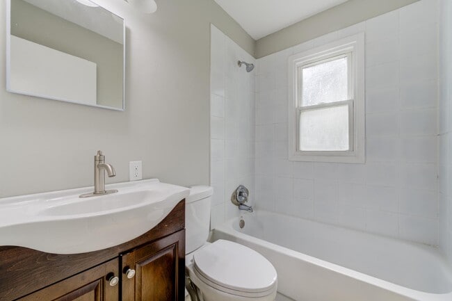 Building Photo - 6811 Brower Ct