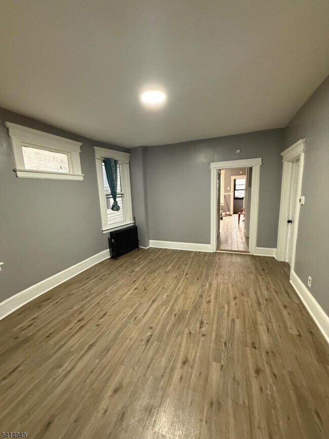 Building Photo - 296 S 19th St