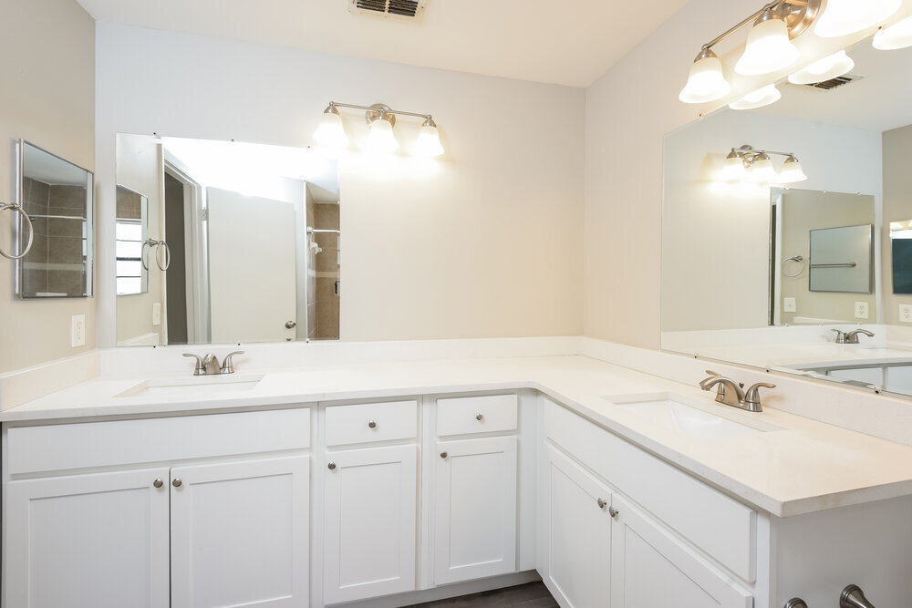 Building Photo - 10420 Cresto Delsol Cir