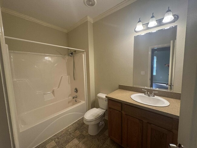 Building Photo - 6023 W Issaquena St