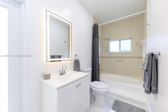 Building Photo - 18316 SW 145th Ave