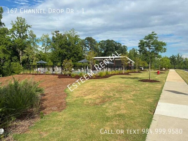 Building Photo - 167 Channel Drop Dr
