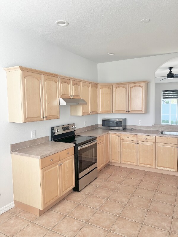Building Photo - 5328 Levi Ln