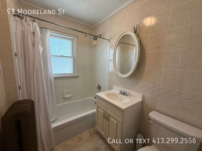 Building Photo - 99 Mooreland St