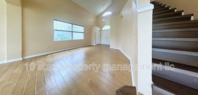 Building Photo - 1647 Gray Bark Dr