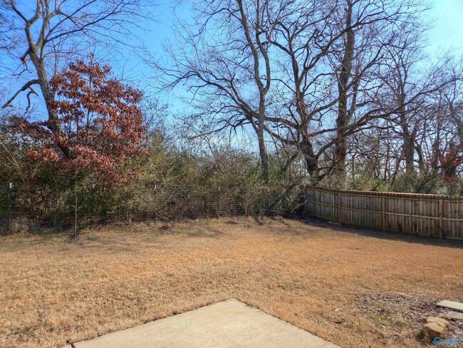 Building Photo - 117 Edensmith Dr