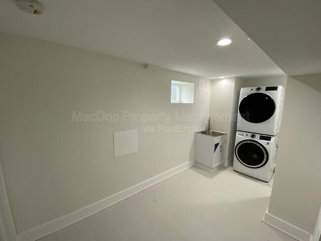 Building Photo - 15101 Spotswood Furnace Rd