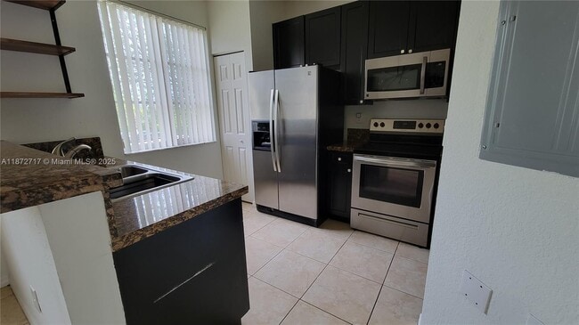 Building Photo - 12600 SW 50th Ct