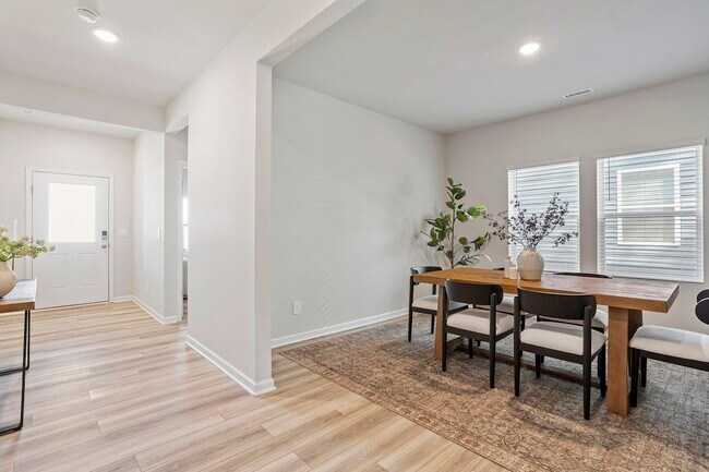 Building Photo - 1105 Umstead Grv Wy