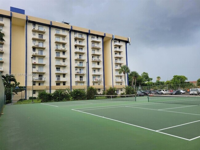 Building Photo - 4550 NW 9th St