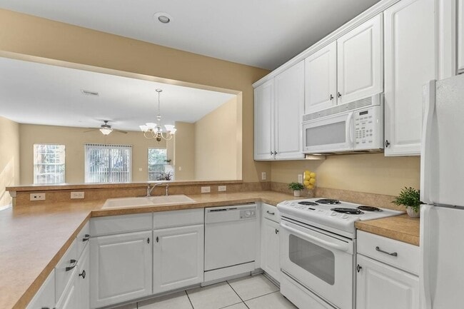 Building Photo - 1325 Stone Rd