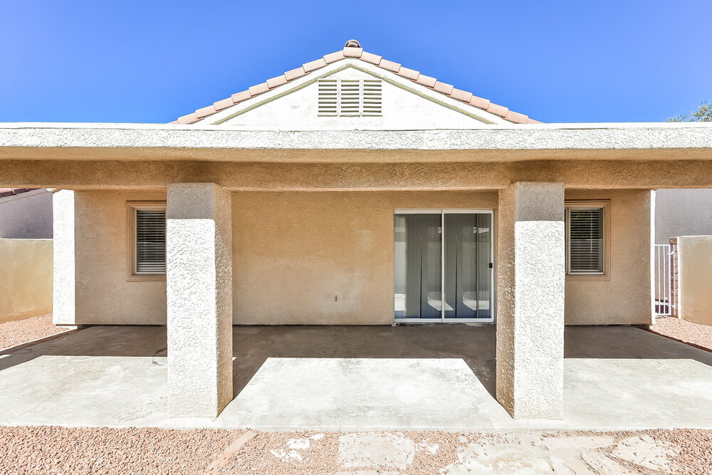 Building Photo - 613 Black Sand Ct