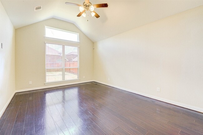 Primary Photo - 22530 Cutter Mill Dr