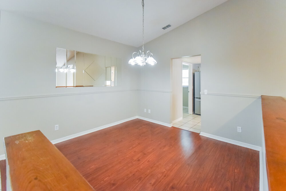 Building Photo - 704 Orchis Way
