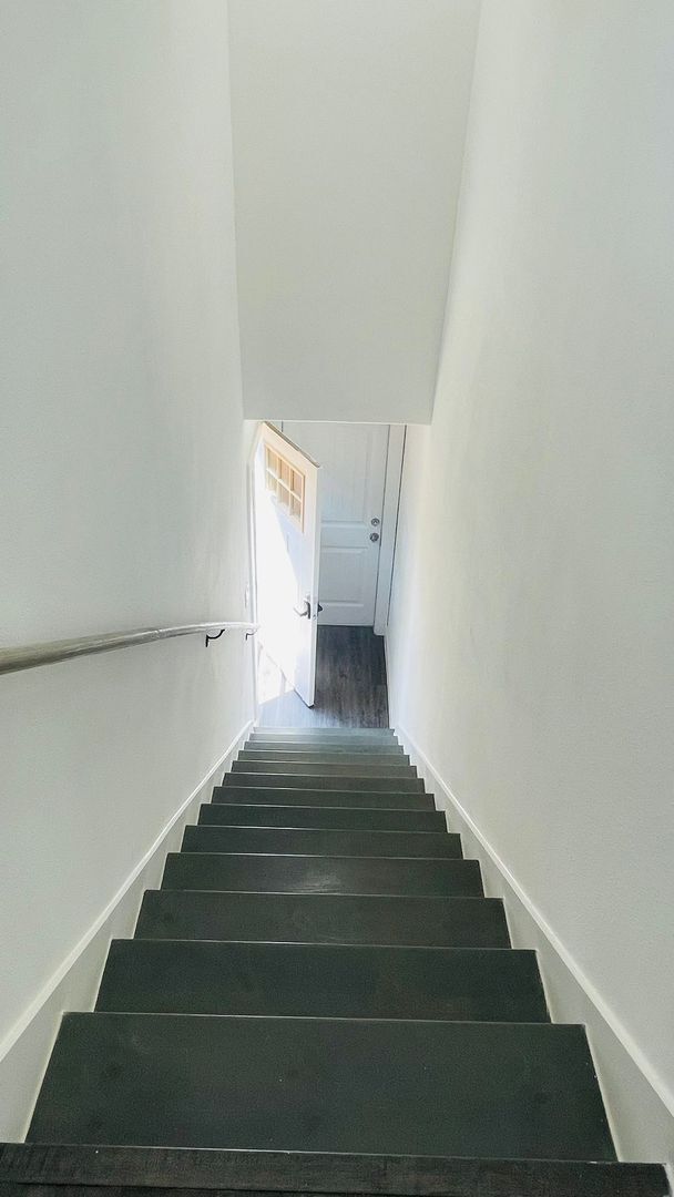 Building Photo - ? Brand-New Unit – 3 Bedrooms, 2.5 Bathroo...
