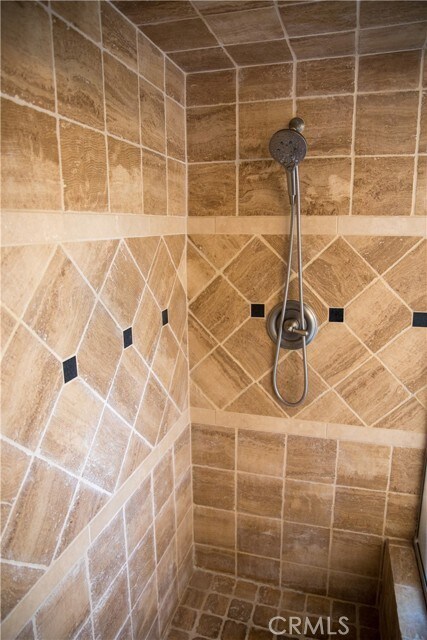 Building Photo - 10071 Highcliff Dr