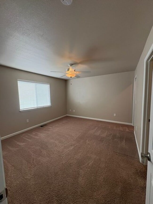 Building Photo - Corner lot Three Bedroom Fernley Home
