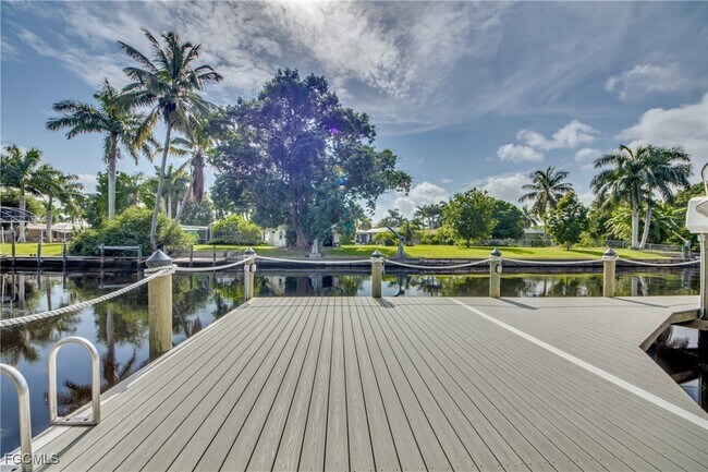 Building Photo - 5325 Mikado Ct