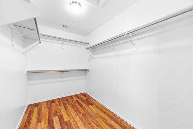 Building Photo - 2899 W White Canyon Rd