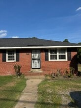 Building Photo - 1639 Sunbury Rd