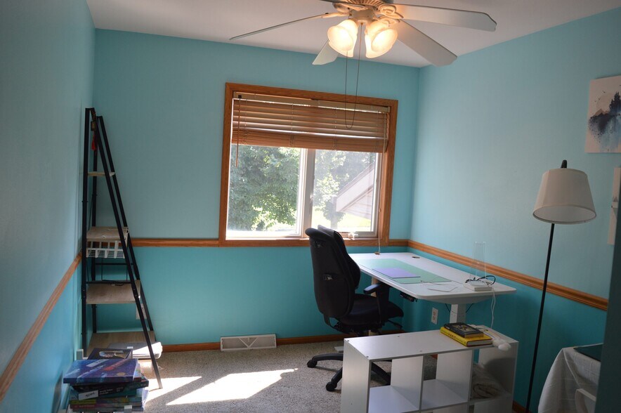 Building Photo - 7214 Blue Maple Trl