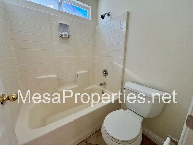 Building Photo - 7440 Freeport Cir