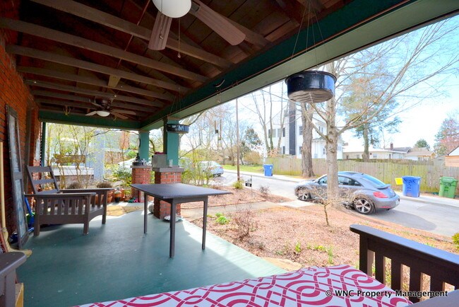 Building Photo - 12 Vance Crescent St