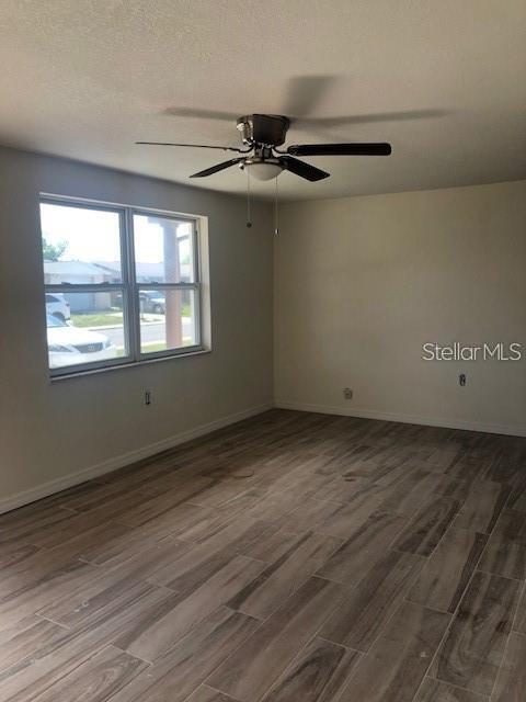 Building Photo - 1271 Chelsea Ln