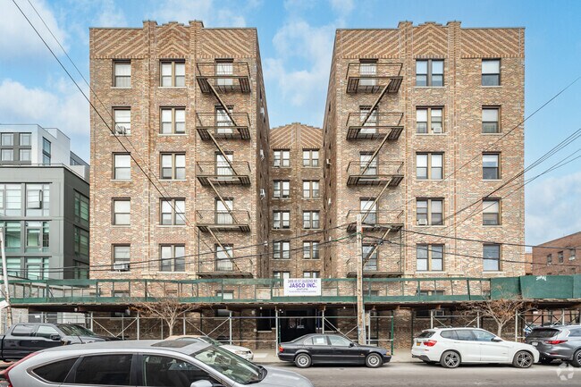 Building Photo - 3406 45th St