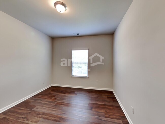 Building Photo - 3876 Woodoats Cir