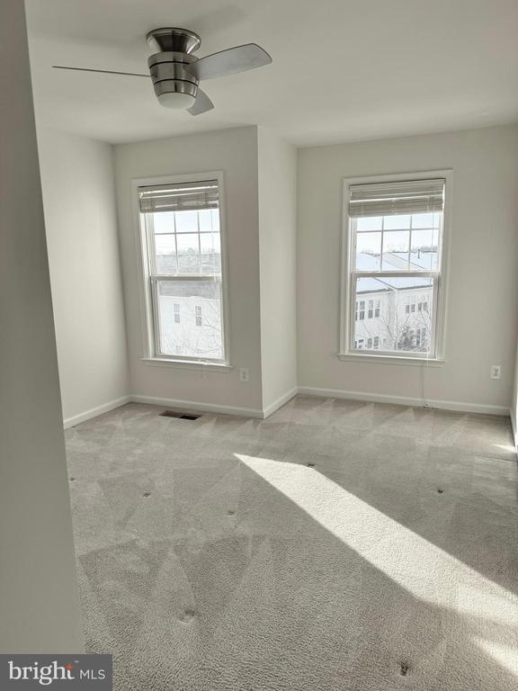 Building Photo - 41692 Wellstone Terrace