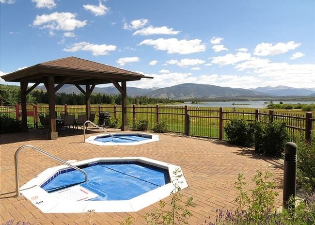 Building Photo - Long Term Rental- Timberline Cove 202