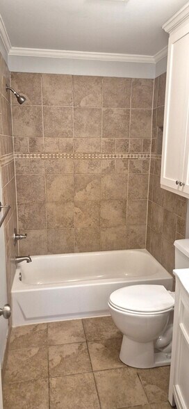 Building Photo - 3582 Northridge Rd