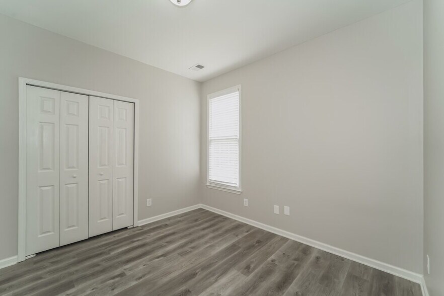 Building Photo - 3632 Arklow Rd