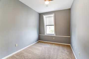 Building Photo - 852 Lincoln Ave