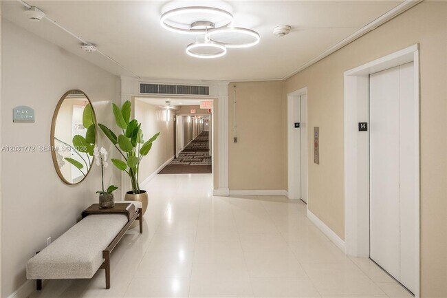 Building Photo - 5600 Collins Ave