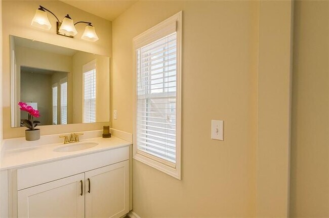 Building Photo - 1563 Double Branches Ln